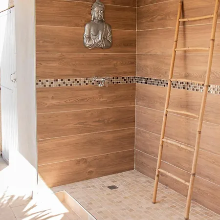 Homestay szállás Corse Anna
